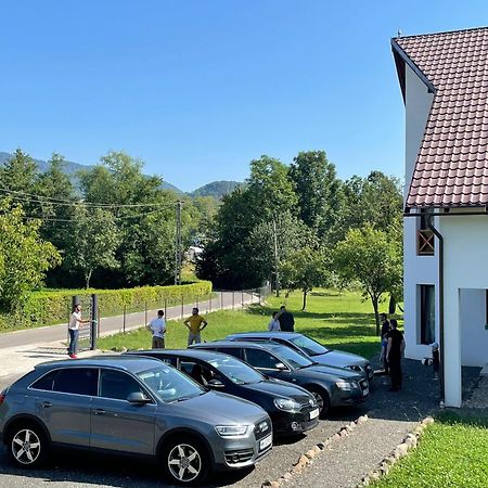 Pensiunea Rnb Maramures Surdesti  Exterior foto