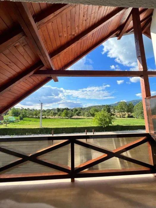 Pensiunea Rnb Maramures Surdesti  Exterior foto